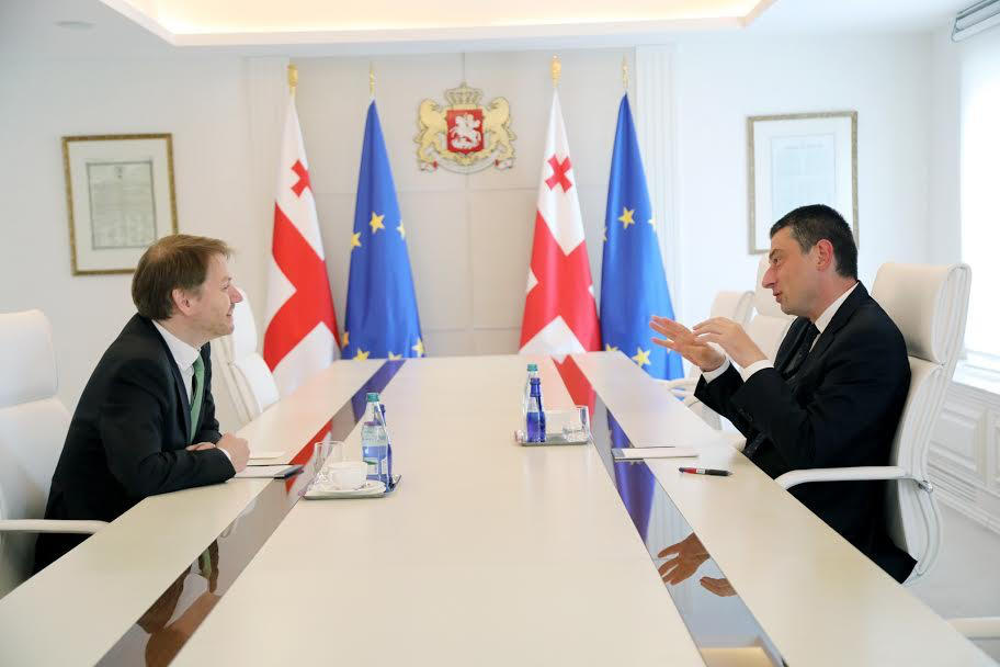 გიორგი გახარიამ საქართველოში დიდი ბრიტანეთის ელჩთან გამოსამშვიდობებელი შეხვედრა გამართა