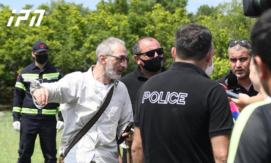 „ემპათიას“ ინფორმაციით, მიხეილ რამიშვილზე, გალინა კარმუშინასა და მარიამ ჯიშკარიანზე მუქარა და ზეწოლა მიმდინარეობს