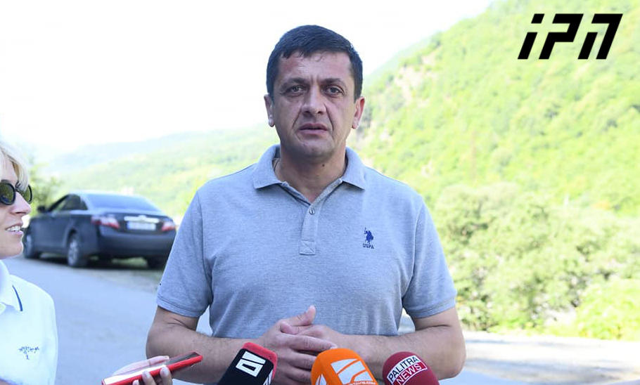 არჩილ ჯაფარიძის განცხადებით, რაჭაში, სტიქიის ზონიდან ამ დროისთვის 150-მდე ადამიანი გამოიყვანეს