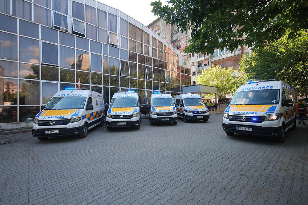 ქუთაისის სასწრაფო სამედიცინო დახმარების სამსახურს ახალი ავტომობილები გადაეცა