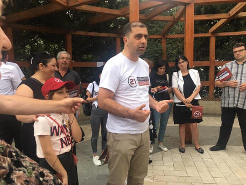 „თავისუფალი საქართველოს“ ლიდერები გლდანის მოსახლეობას შეხვდნენ