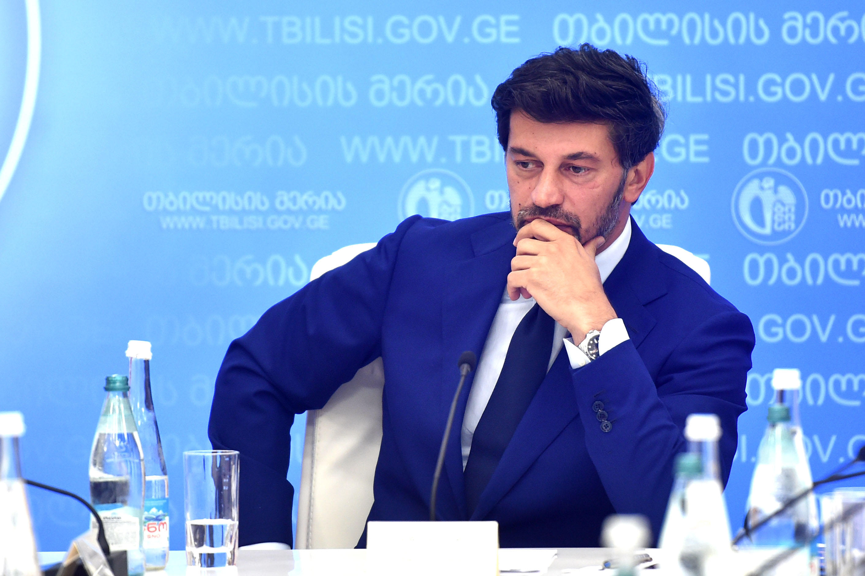 კახა კალაძემ საარჩევნო პერიოდში თბილისის მერიის საჯარო მოსამსახურეთა სახელმძღვანელო ინსტრუქციასთან დაკავშირებით ბრძანება გამოსცა