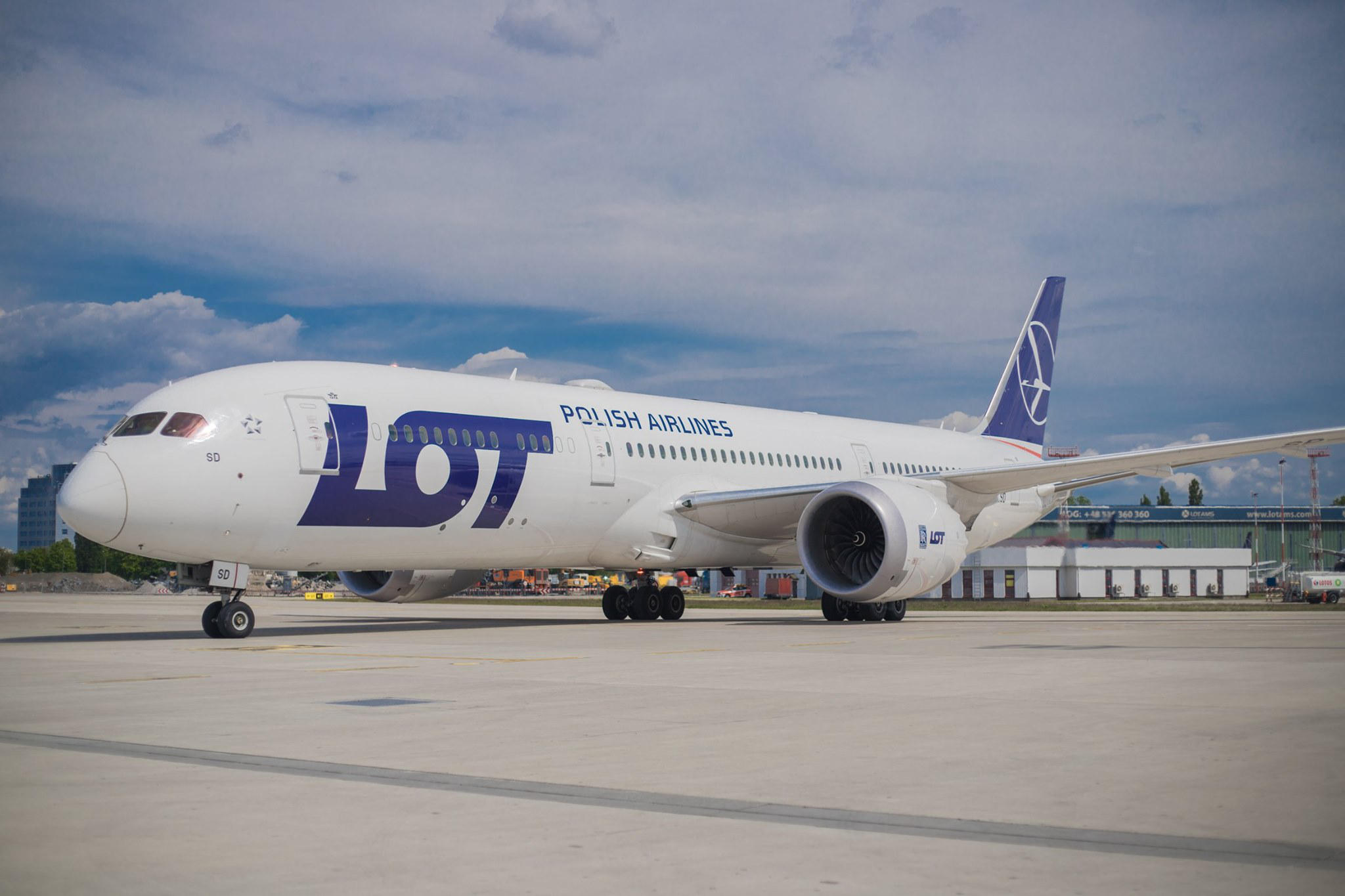 ავიაკომპანია LOT Polish Airlines ვარშავა-თბილისი-ვარშავას მიმართულებით ჩარტერულ რეისს შეასრულებს