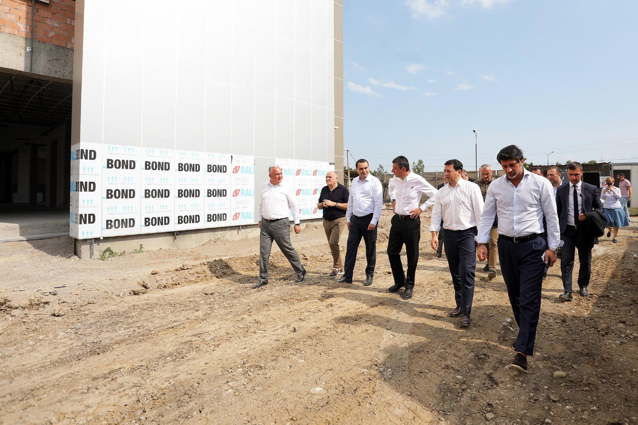 „ქართული ოცნების" ლიდერები მარნეულში, პროფესიული სასწავლებლის მშენებლობის პროცესს გაეცნენ