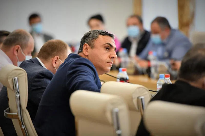დავით მათიკაშვილი თინა ბოკუჩავას - თქვენივე ჯანმრთელობისთვის კარგი იქნება, ამხელა სიძულვილში რაიმე არ დაგემართოთ - ყველა თქვენი გამონათქვამი, სიტყვა სიძულვილით არის გაჯერებული - არ ვიცი, ამხელა სიძულვილს როგორ იტანთ!