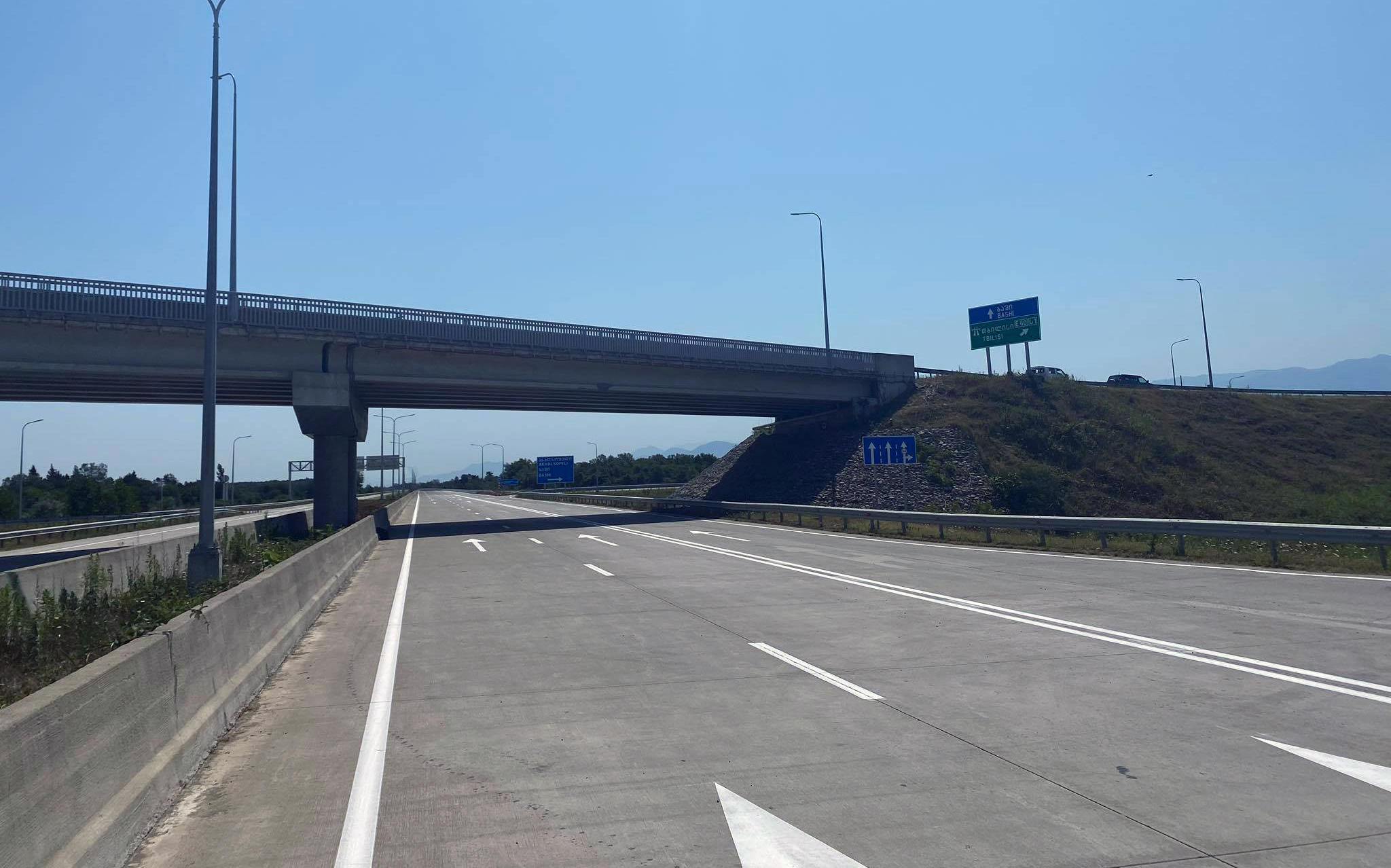 გზების დეპარტამენტი 6-8 სექტემბერს ამერიკული სამხედრო ტექნიკის გადაადგილების გამო მოძრაობის შეზღუდვაზე ინფორმაციას ავრცელებს