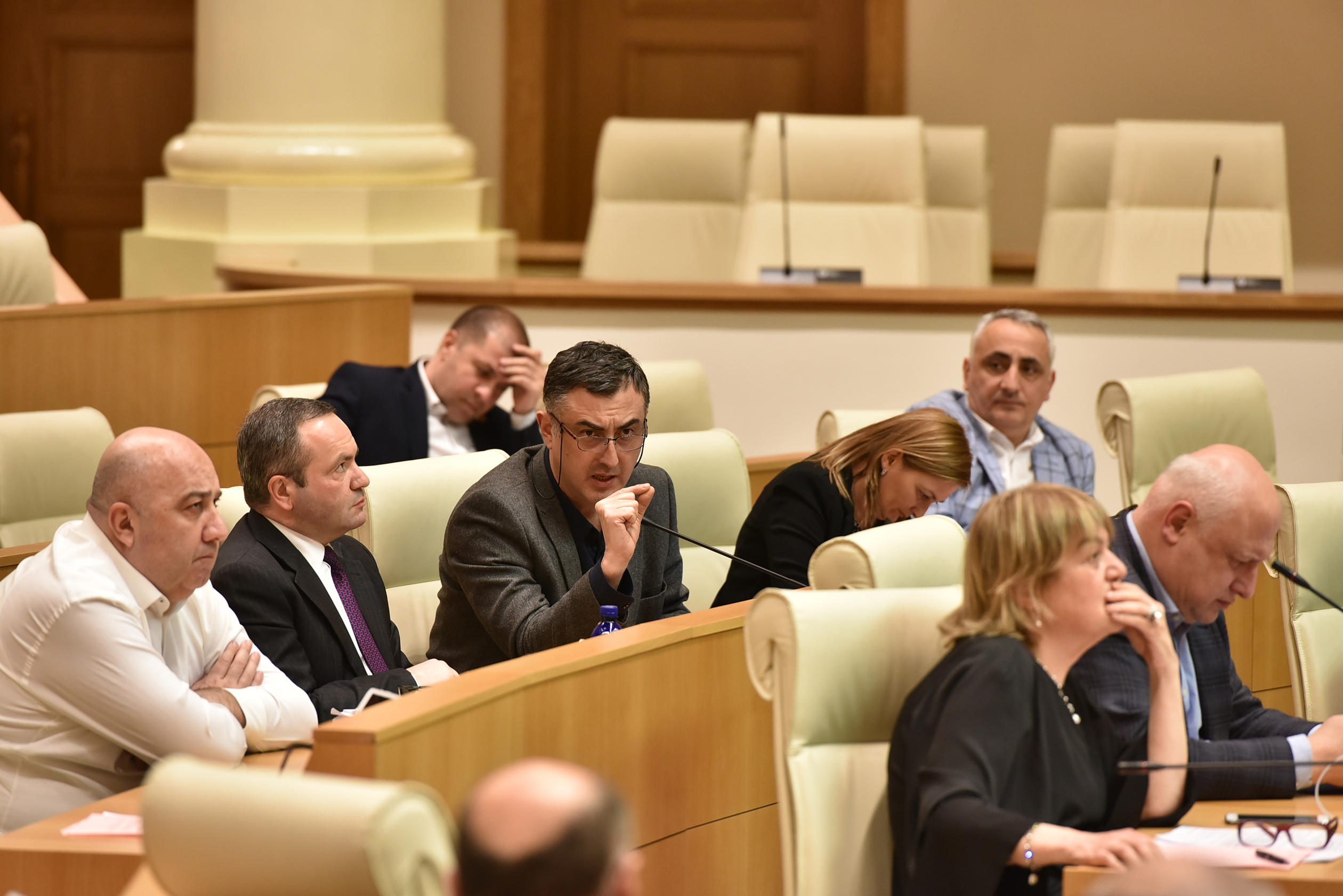 სერგო რატიანი - ია კერზაიას ტრაგედიის შემთხვევაში, ხელისუფლების წარმომადგენლები დარჩნენ დაუსჯელები და ახლა ფართომასშტაბიან  შეტევას ახორციელებენ სკოლის დირექტორებზე