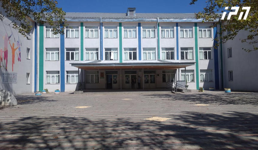 ქუთაისის 32-ე საჯარო სკოლის 21 თანამშრომელს, მათ შორის დირექტორს და მოადგილეს კორონავირუსი დაუდასტურდა