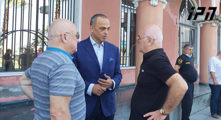 აჭარის უმაღლეს საარჩევნო კომისიაში, საარჩევნო ბლოკი „ერთიანი ნაციონალური მოძრაობა" - გაერთიანებული ოპოზიცია "ძალა ერთობაშია" დარეგისტრირდა