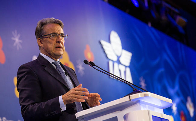 საჰაერო ტრანსპორტის საერთაშორისო ასოციაცია ინიციატივით გამოდის, აეროპორტში ყველა მგზავრს კორონავირუსზე ტესტი ჩაუტარდეს