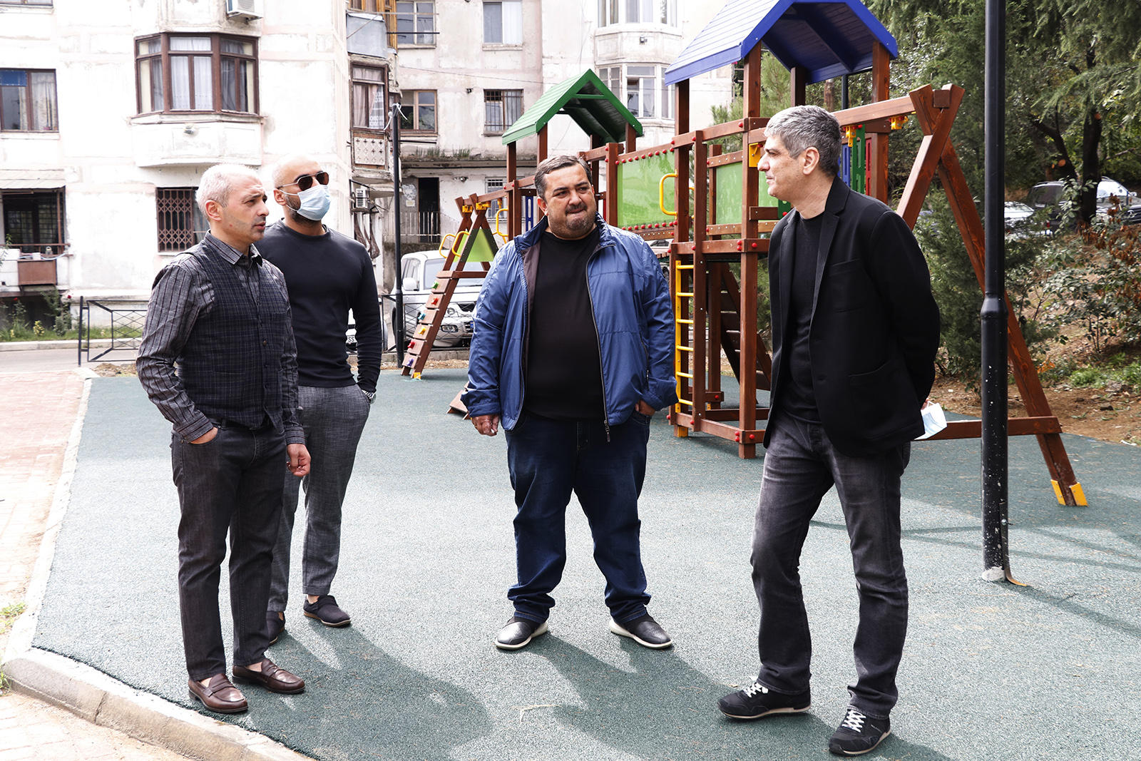 ვაშლიჯვარში სკვერის რეაბილიტაცია მიმდინარეობს
