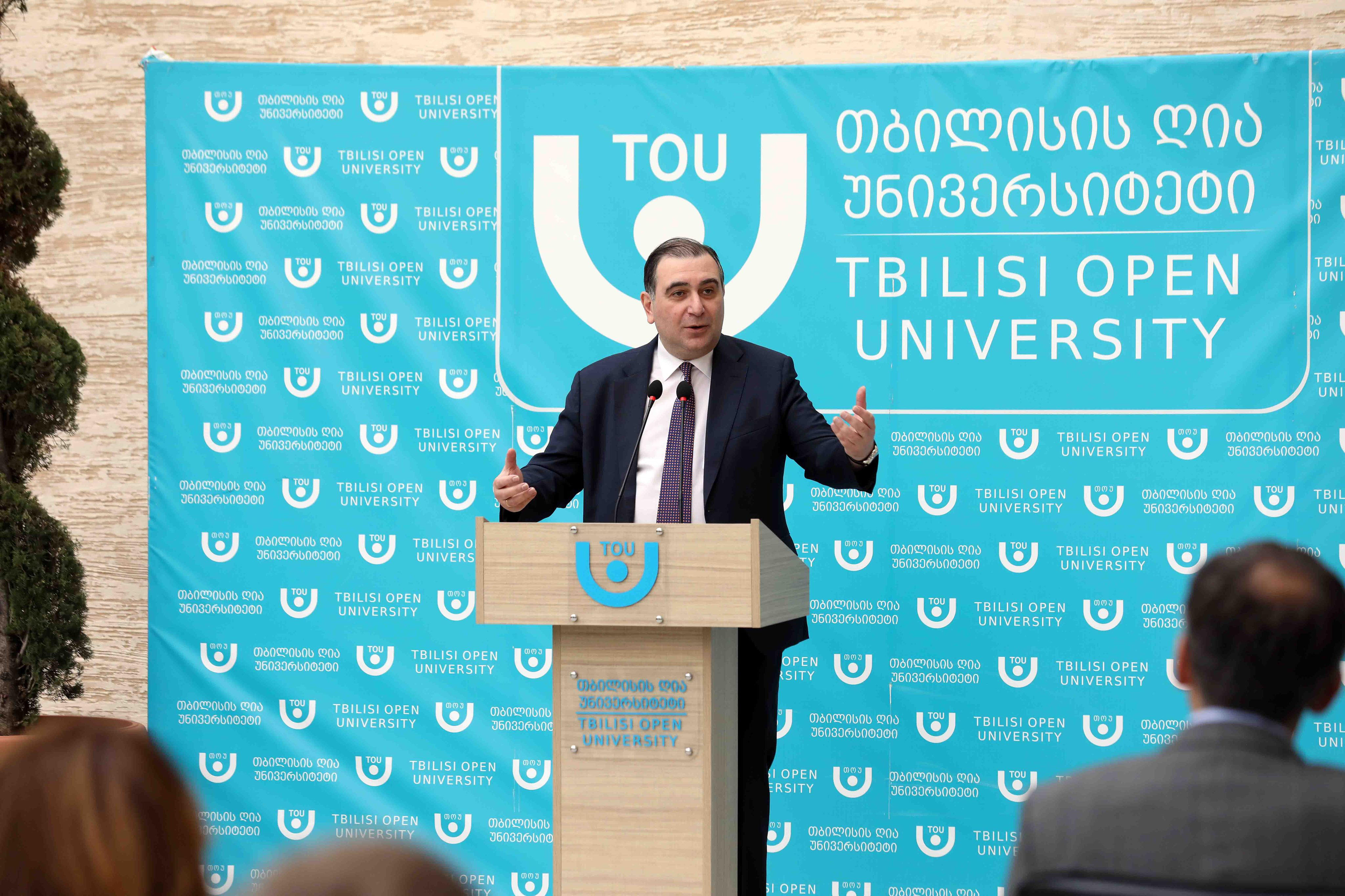 მიხეილ ჩხენკელმა სამართლისა და ეკონომიკის ცენტრის საიუბილეო ღონისძიებაში მიიღო მონაწილეობა