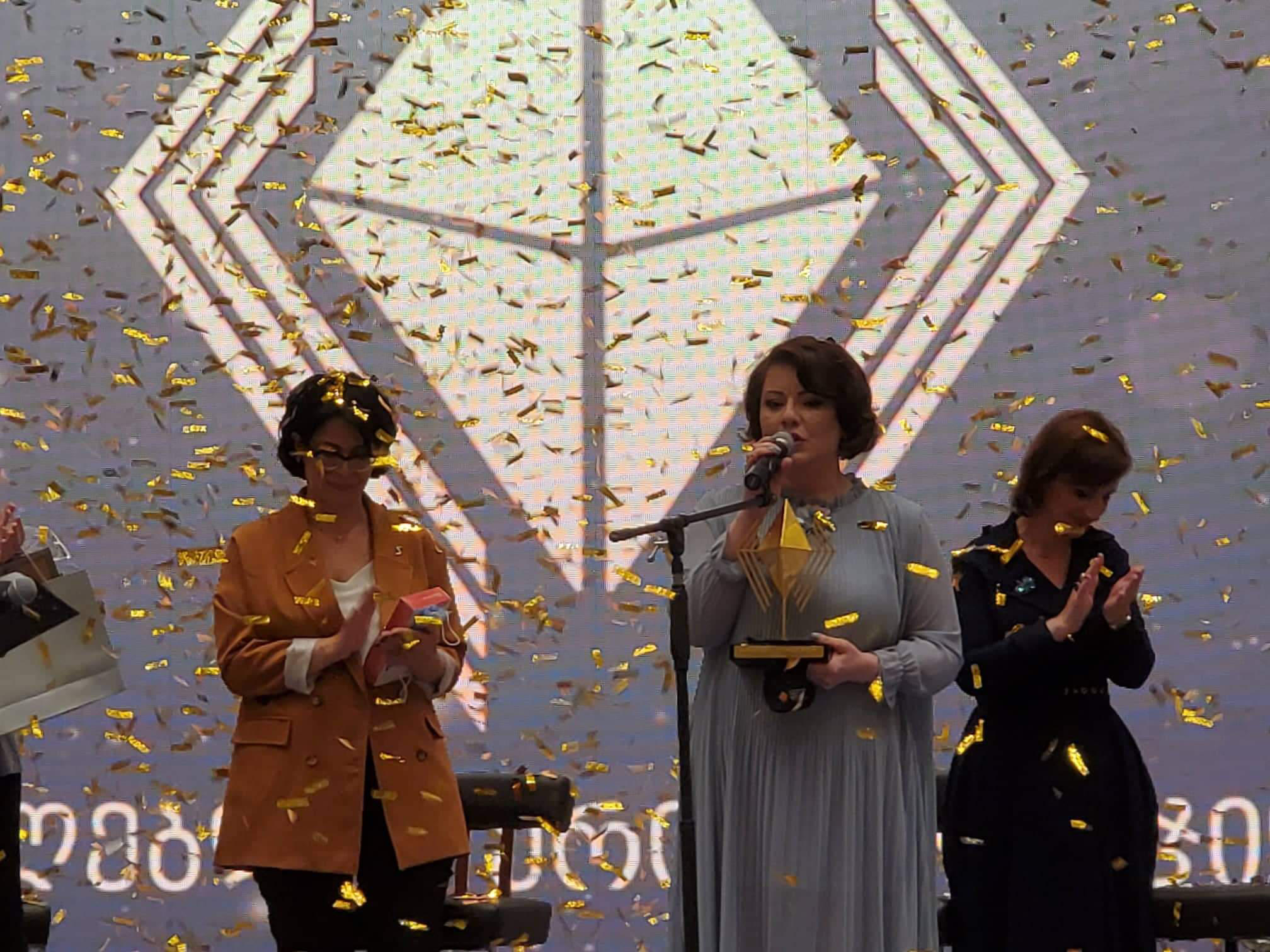 მასწავლებლის ეროვნული ჯილდოს მფლობელი სოფიო გოგოხია გახდა