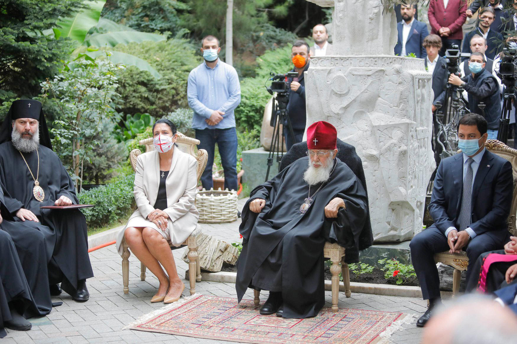 President: Today, when our two brotherly countries are at war, I believe your prayers will save us and bring peace