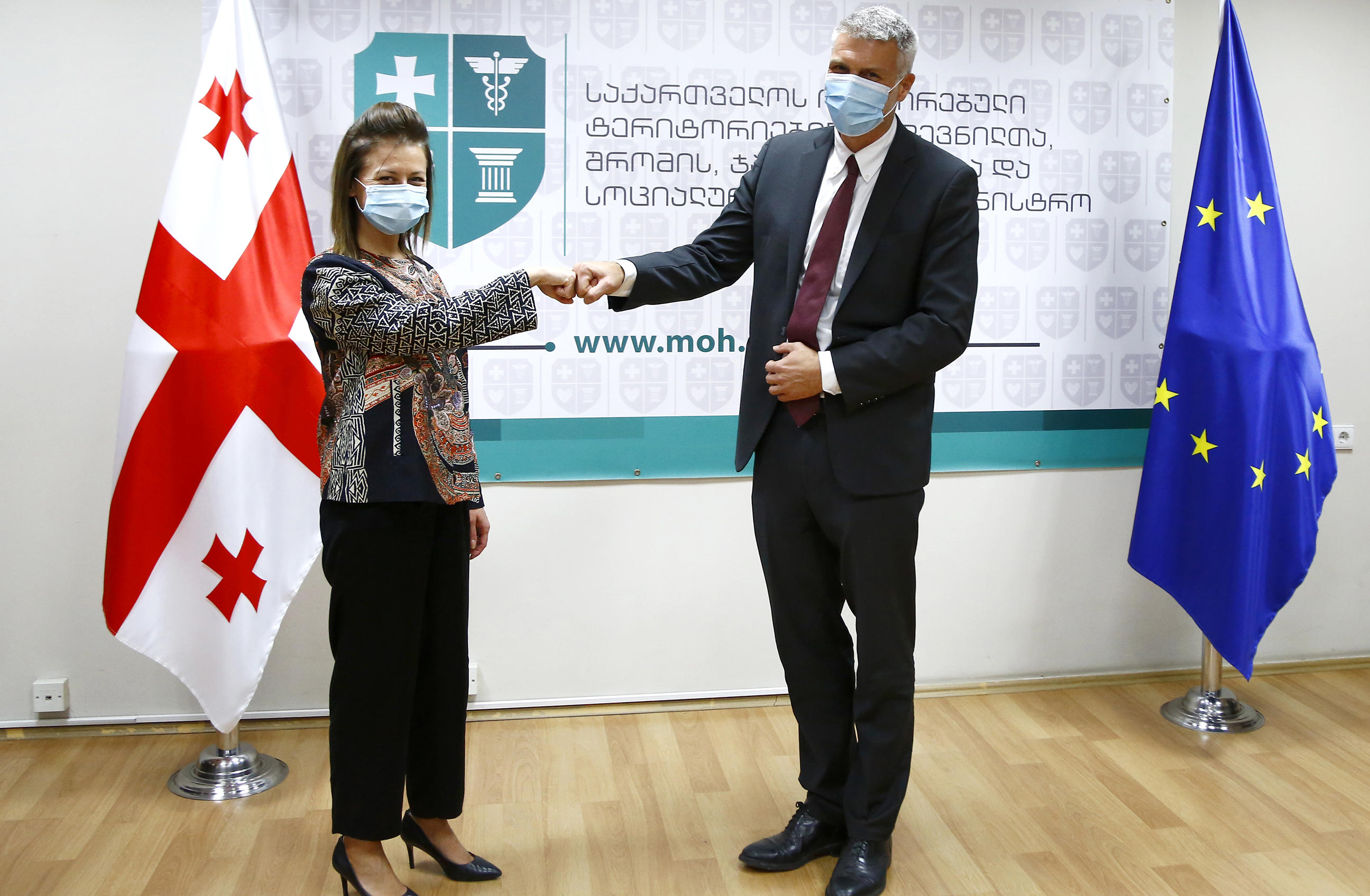 ეკატერინე ტიკარაძე მსოფლიო ბანკის რეგიონულ დირექტორს სებასტიან მოლინეუს  შეხვდა