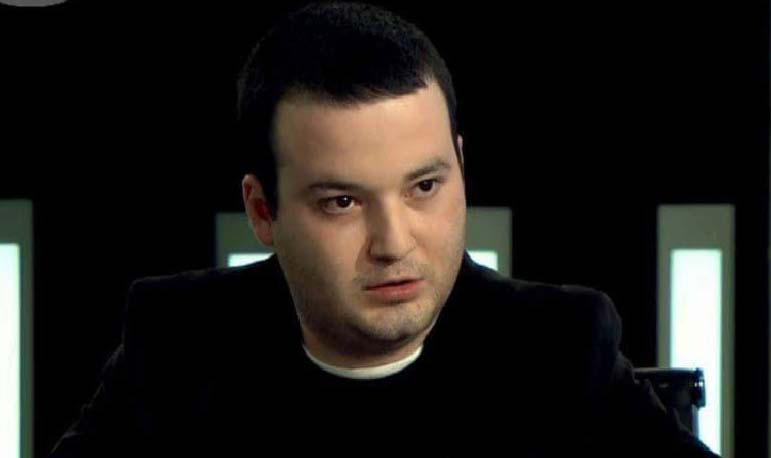 თავდაცვის სამინისტროს სტრატეგიული კომუნიკაციების დეპარტამენტის უფროსის მოადგილე ალეკო ელისაშვილს - შენ რა გაგიკეთებია ცხოვრებაში, უაზრობების ლაპარაკის გარდა?