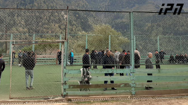 ხულოში, სოფელ წაბლანას მოსახლეობა აცხადებს, საპარლამენტო არჩევნებს პროტესტს უცხადებენ და ხმის მისაცემად არ მიდიან