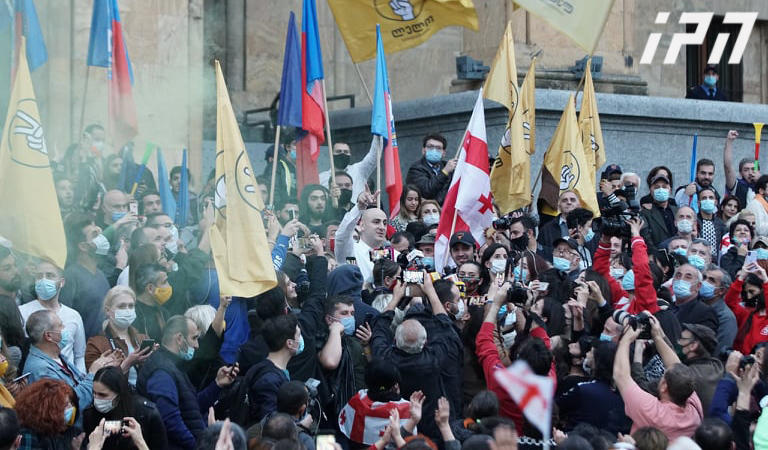 ნიკა მელია - იარაღით, ცემა-ტყეპით და დამცირებით მოპარული არჩევნები არ შერჩებათ