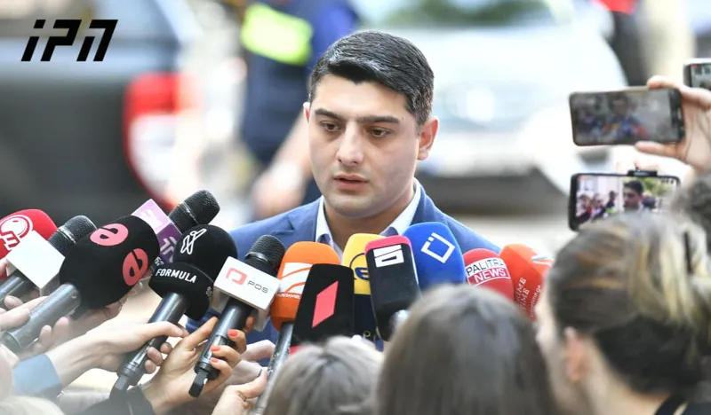 ვაჟა სირაძე „ჰოლიდეი ინნ“-ში მომხდარზე - შემოსული იყო შეტყობინება სასტუმროს ერთ-ერთი ნომრიდან გასროლის შესახებ, შსს-ს თანამშრომლებმა მოახდინეს სწრაფი რეაგირება - აღნიშნული პირი დაკავებულია