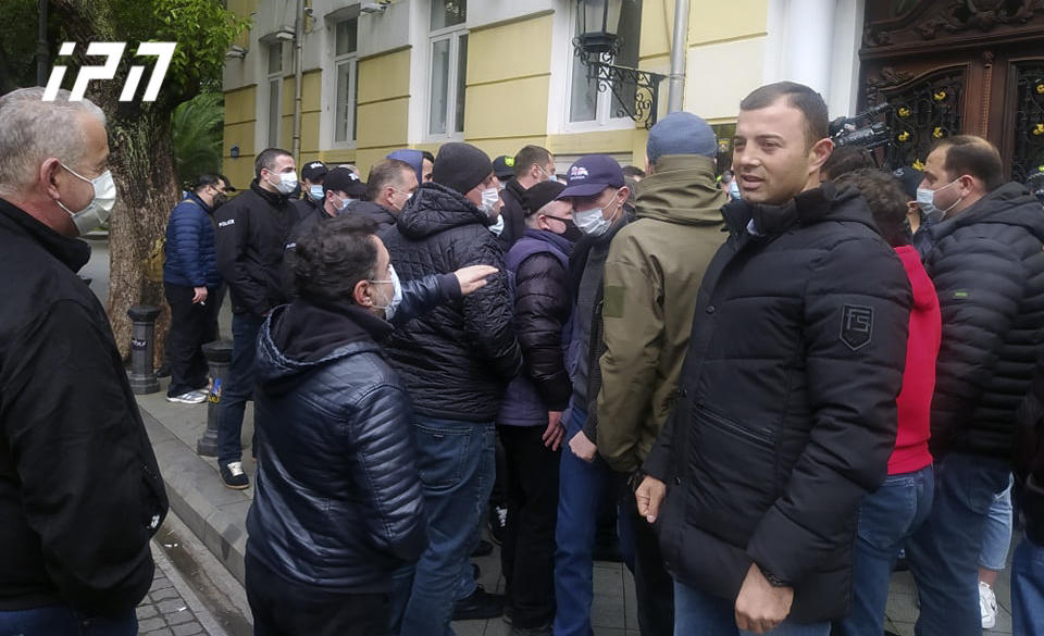 აჭარის მთავრობის სახლთან ხმაური იყო