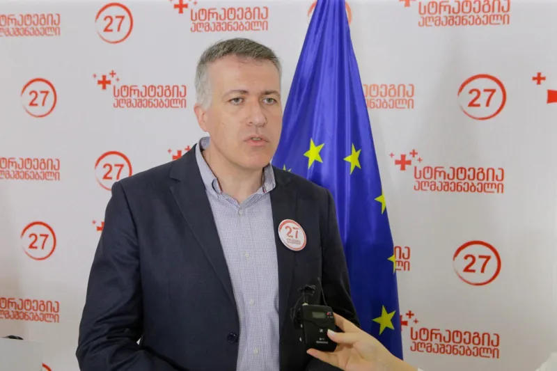 სერგო ჩიხლაძე ავთანდილ თალაკვაძის თანამდებობიდან წასვლას „სხვადასხვა კლანს შორის შიდა დაპირისპირებებს“ უკავშირებს