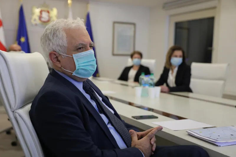 ამირან გამყრელიძე - თუ შევასრულებთ რეკომენდაციებს და პირბადის ტარების მაჩვენებელს ავიყვანთ მაქსიმუმზე, ამ თვის ბოლოს შეიძლება, ახალ შემთხვევათა რიცხვი გავანახევროთ