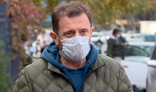 ირაკლი უგულავა - მე ვარ კარტოგრაფი - ცდილობენ ჩემს „გაშავებას“, იყენებენ მდაბიო არგუმენტებს, რომ ვარ გიგი უგულავას ძმა - მე ვარ მისი ძმა, მაგრამ ეს არც დასაძრახია და არც ჩემს პროფესიულ კვალიფიკაციაზე მიუთითებს