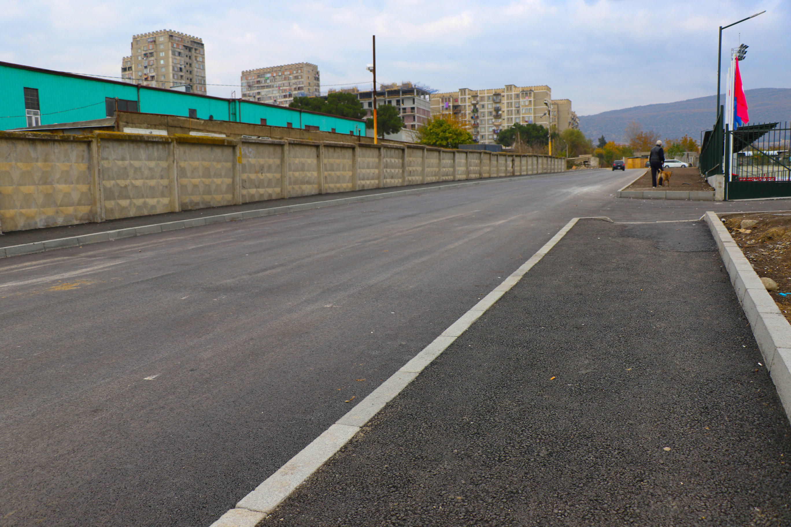 თბილისის მერია - ჯაბიძის ქუჩის გაგრძელებაზე ასფალტის საფარი მოეწყო