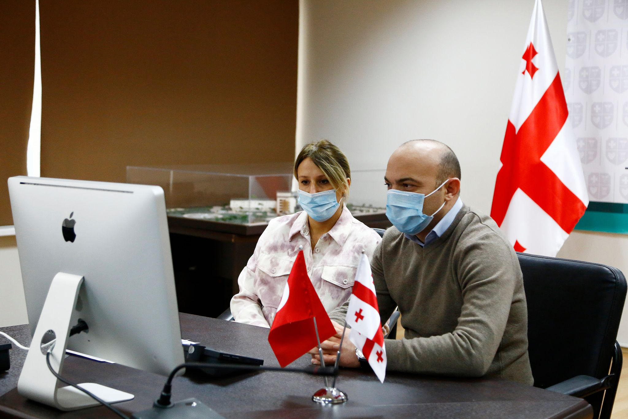 ჯანდაცვის სამინისტროსა და თურქულ მხარეს შორის მემორანდუმი გაფორმდა, რაც ონკოლოგიური პაციენტებისთვის თურქეთში სამედიცინო მომსახურებას ითვალისწინებს