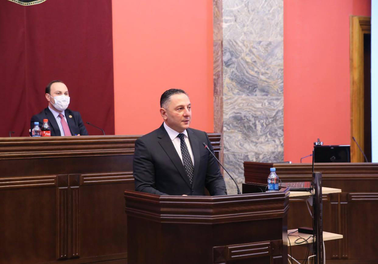 ვახტანგ გომელაური - ოპონენტები ხშირად ამბობენ, რომ კრიმინალმა იმატა, მონაცემები საპირისპიროს ადასტურებენ  - გასულ წელთან შედარებით, დანაშაული 10%-ით შემცირდა