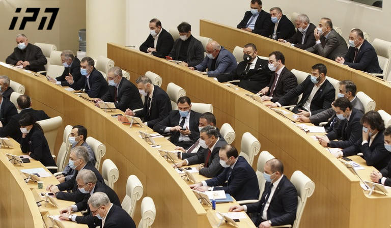 "პატრიოტთა ალიანსის” წევრების დავით ზილფიმიანის, ფრიდონ ინჯიასა და გელა მიქანაძის სადეპუტატო უფლებამოსილების ცნობაზე პარლამენტი დღეს იმსჯელებს