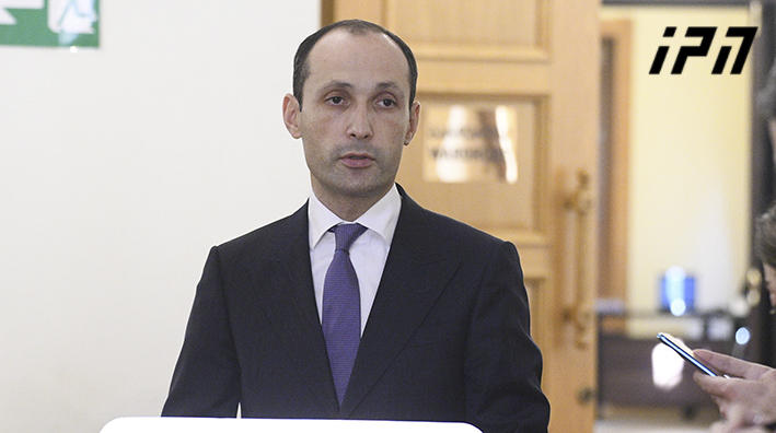 ლევან დავითაშვილი განმარტავს, რატომ მიეცათ მუშაობის უფლება სავაჭრო ობიექტებს და არ გაიხსნა ღია ტიპის ბაზრობები