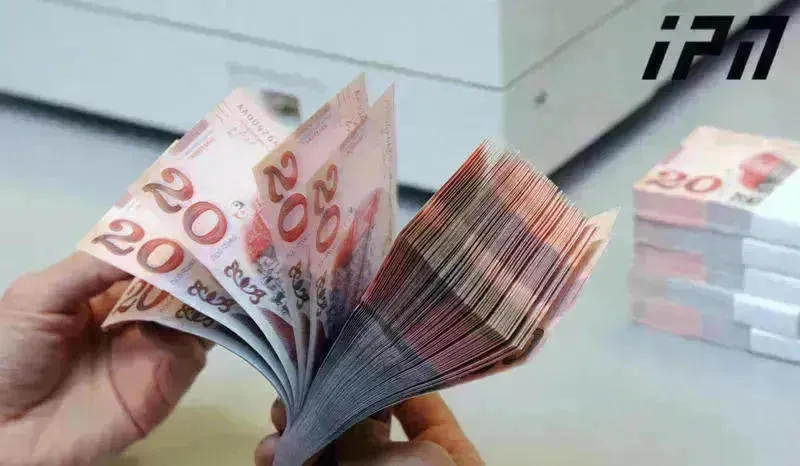 Новый официальный курс доллара – 3.2716 лари