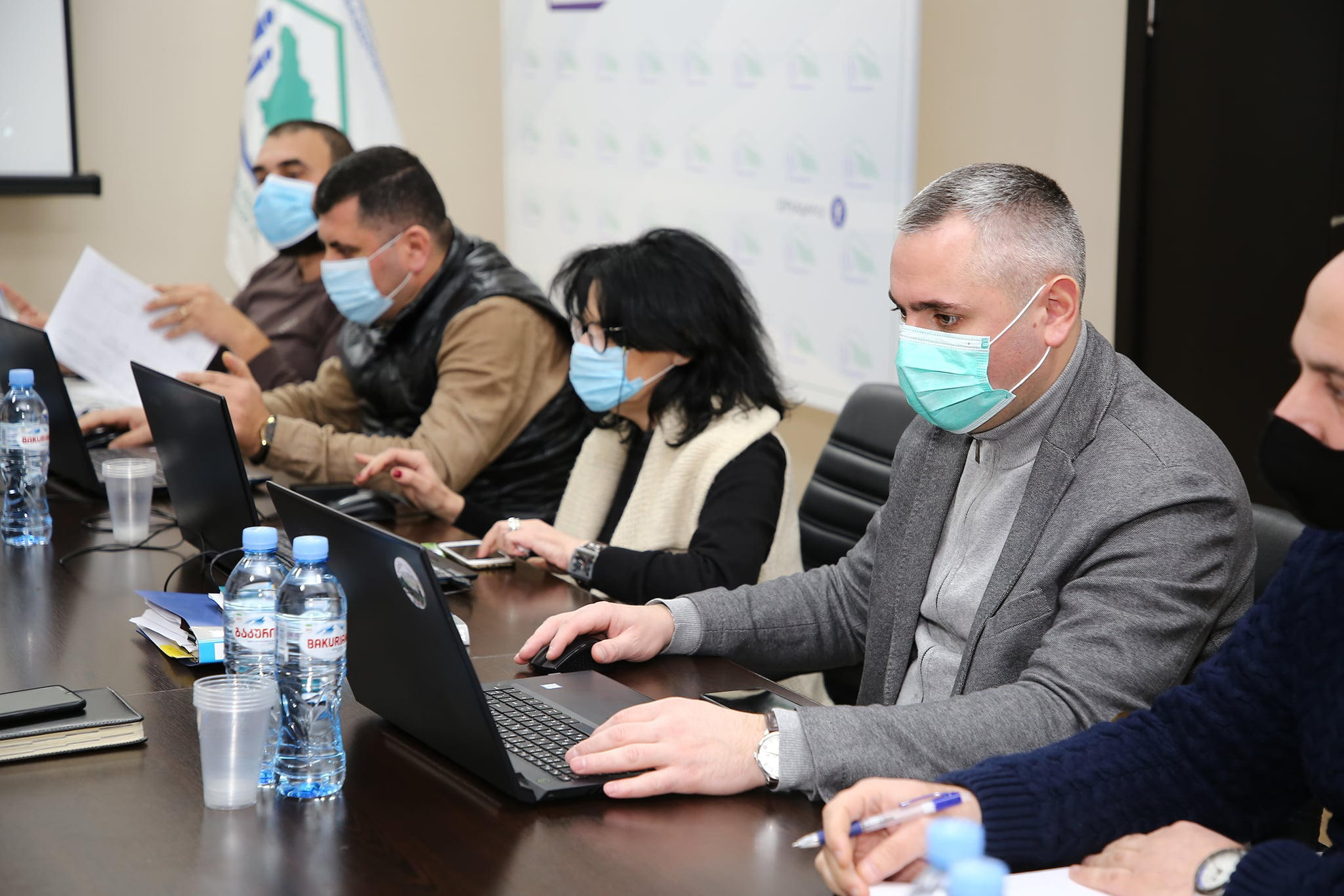 დევნილთა სააგენტო სოფლად სახლს კიდევ 319 დევნილ ოჯახს შეუსყიდის