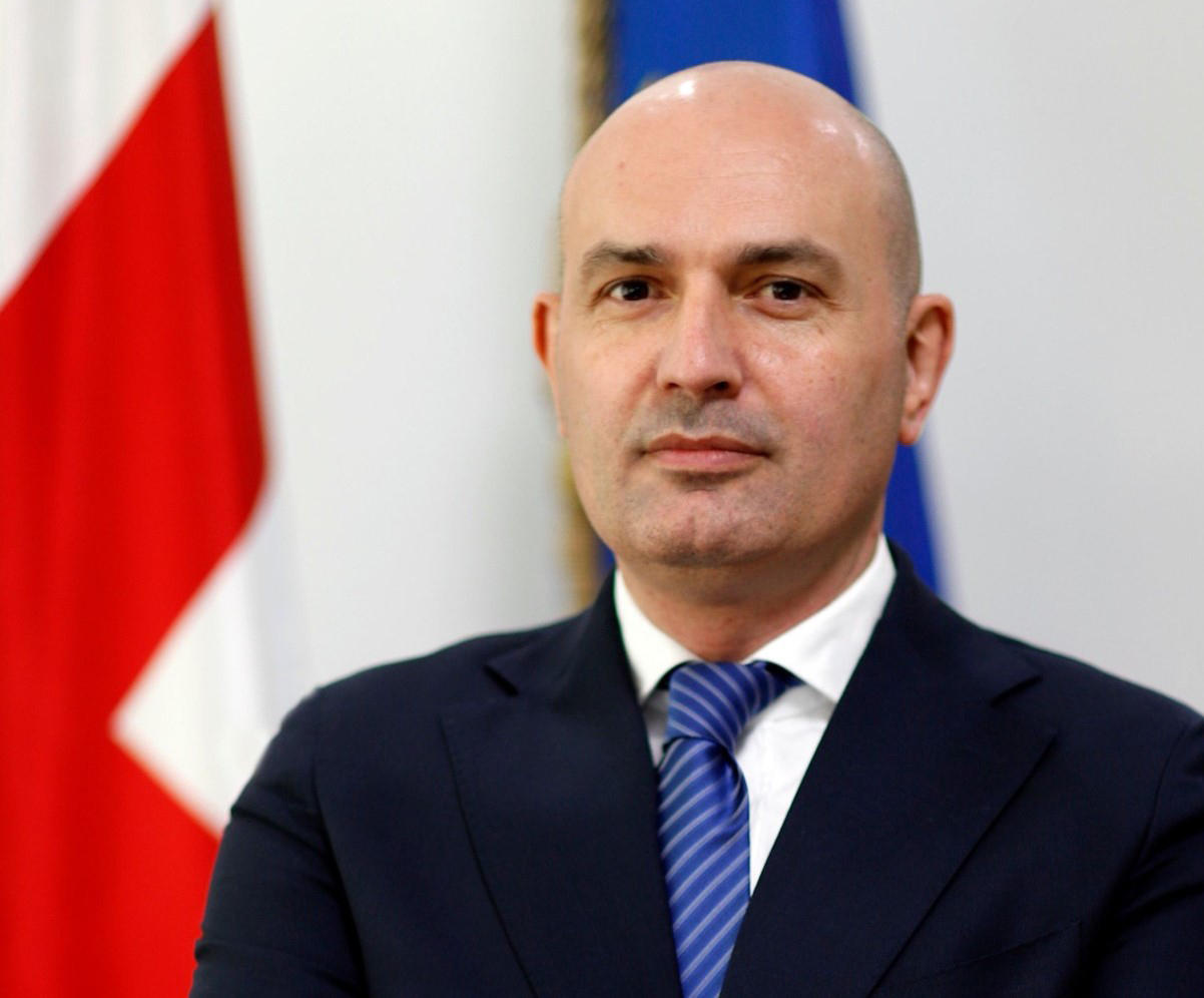 რუსლან აბაშიძე - აღდგომის ბრწყინვალე დღესასწაულს ვულოცავ საქართველოს მოქალაქეებს და ენგურის ორივე მხარეს მცხოვრებ აფხაზეთის საზოგადოების მართლმადიდებელ ქრისტიანებს
