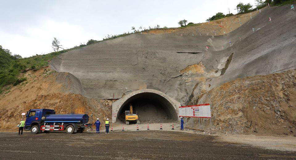 საავტომობილო გზების დეპარტამენტი რიკოთის მაგისტრალური გზის მშენებლობის პროექტთან დაკავშირებით ინფორმაციას ავრცელებს