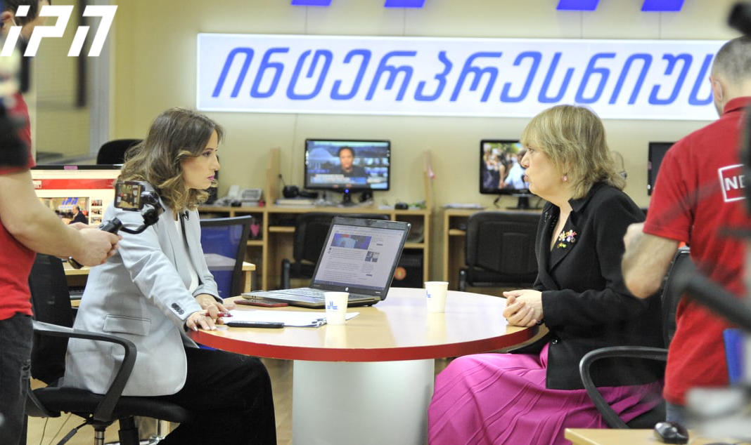 ხათუნა გოგორიშვილი - თუ უმრავლესობა ოპოზიციონერი დეპუტატების განცხადებებს ჩააგდებს, ყოველი სამშაბათი დღე პარლამენტში უფლებამოსილების შეწყვეტაზე 51 დადგენილების კენჭისყრით დაიწყება