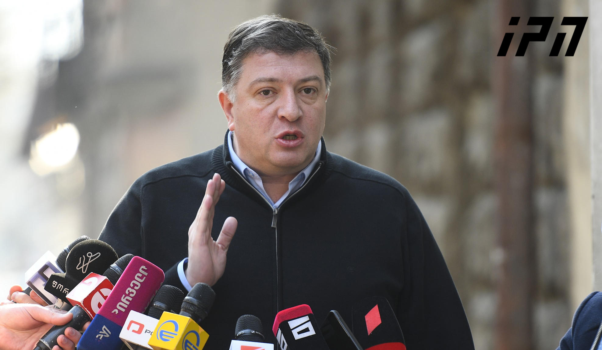 გიგი უგულავა - მე მხარს ვუჭერ, რომ ოპოზიციამ ხელი მოაწეროს შარლ მიშელის დოკუმენტს, ოღონდ პარლამენტის ბოიკოტი შეწყდეს მაშინ, როცა ნიკა მელია დატოვებს საპატიმროს