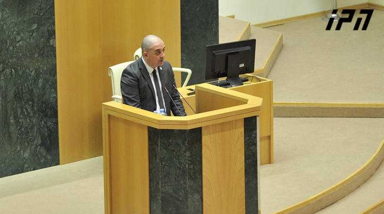 Прокурор – Ника Мелия пока по-прежнему остается в режиме залога и он, либо другое лицо в его пользу может внести сумму залога