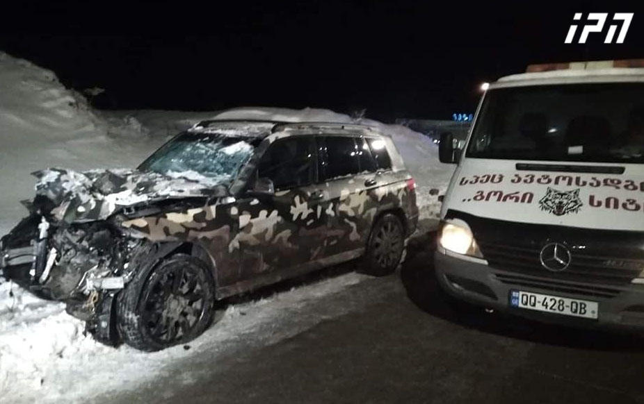 ავტომაგისტრალზე, ქარელი-გორის მონაკვეთზე ავტოსაგზაო შემთხვევის შედეგად, 15-მდე ავტომობილი დაიმტვრა