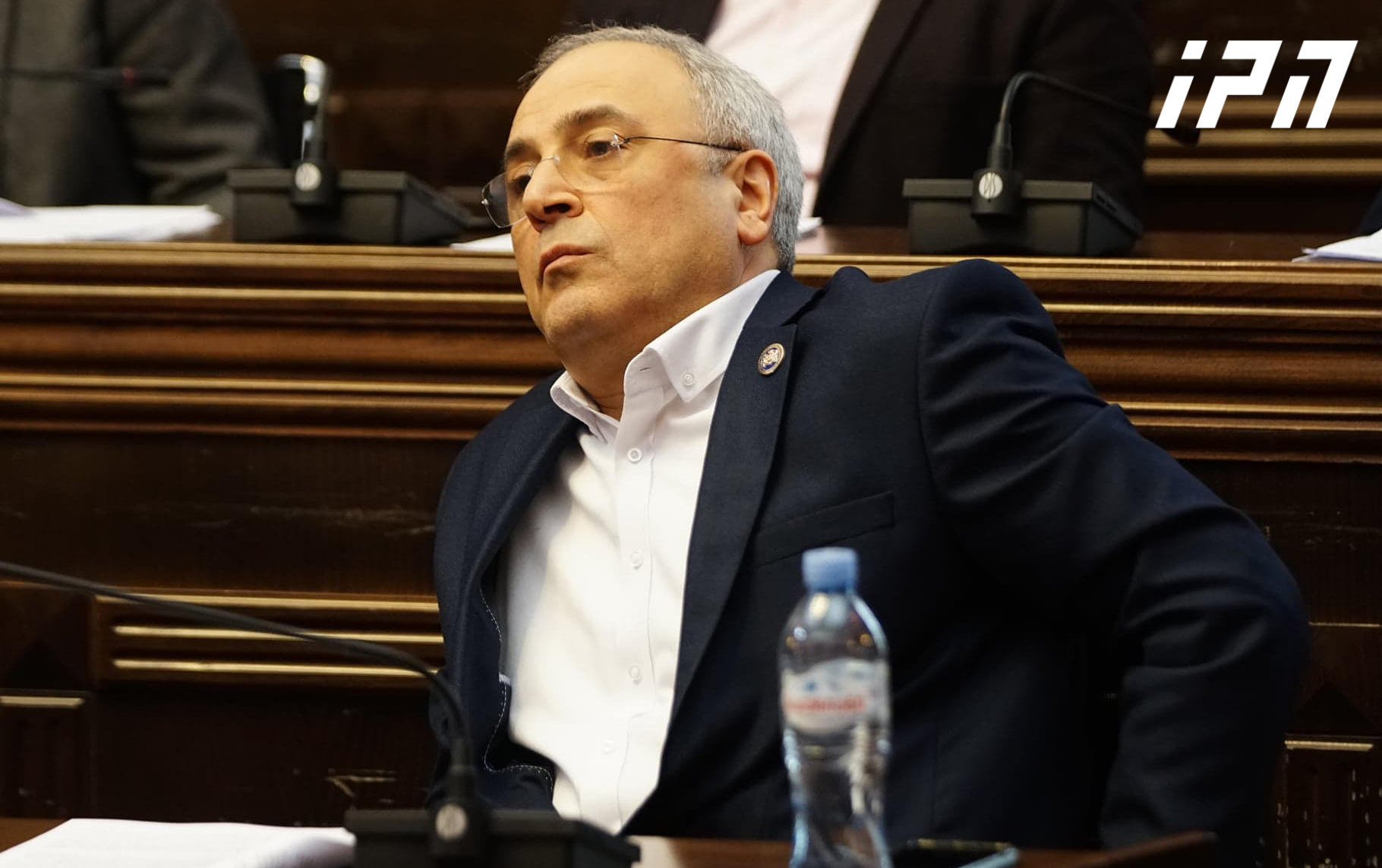 დავით ზილფიმიანი დავით ზალკალიანს - ჩვენ, ფრიად უარყოფითად ვაფასებთ თქვენი ინსტიტუციის მუშაობას - როგორ მოხდა რომ მათ შორის, აზერბაიჯანთან ამდენი წელია მოუგვარებელია დავით გარეჯის საკითხი
