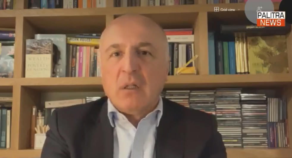 ბადრი ჯაფარიძე არ გამორიცხავს, რომ ახალ პოლიტიკურ პლატფორმაში „სტრატეგია აღმაშენებლისა“ და ელენე ხოშტარიას გარდა სხვა ოპოზიციური ლიდერები, მათ შორის ზურაბ ჯაფარიძეც იყოს