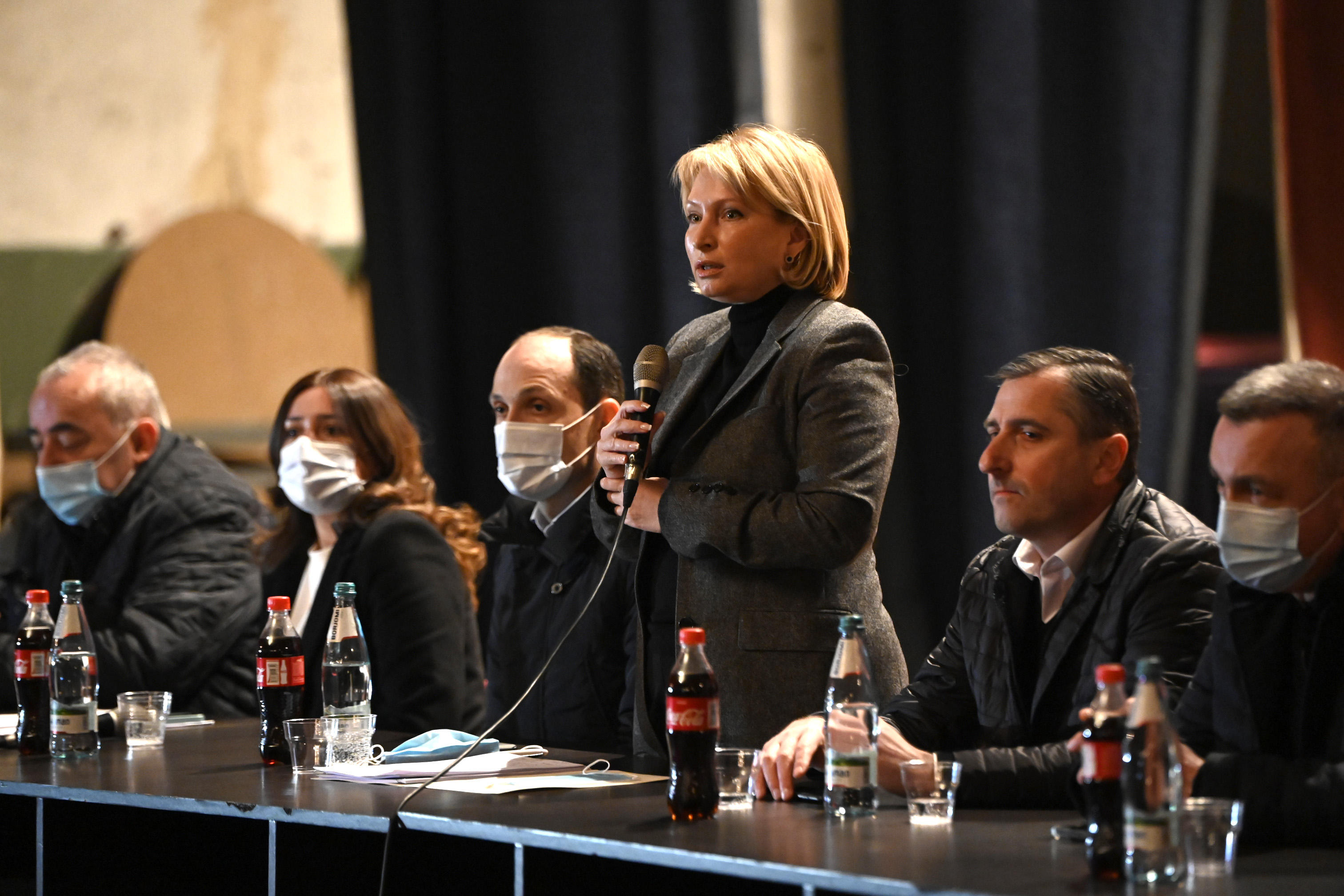 ნათია თურნავა - „ნამახვანჰესის“ ინვესტორ კომპანიას მოვთხოვთ, უზრუნველყოს ადგილობრივი მოსახლეობის გადამზადება  მაღალანაზღაურებად პოზიციებზე დასასაქმებლად