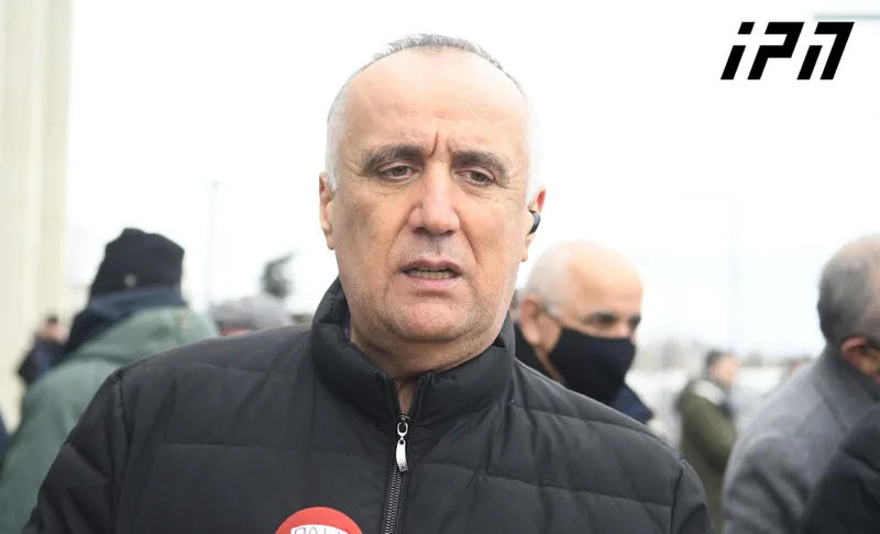 აკაკი ბობოხიძე - ჯერ პრემიერის, ახლა კი ფინანსთა მინისტრის გადადგომა, მეტყველებს, რა ღრმა პოლიტიკურ და ეკონომიკურ კრიზისშია ქვეყანა