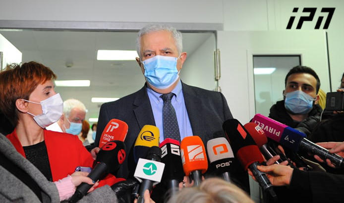 ამირან გამყრელიძე მოსახლეობას - გთხოვთ, ნუ გავთამამდებით - თუ ამ ეპიდსიტუაციით გავივლით მარტსა და აპრილს, მაშინ, დიდი ალბათობით, პანდემიის მესამე ტალღას ავცდებით