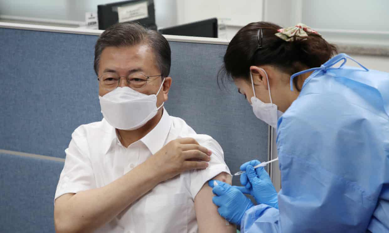 სამხრეთ კორეის პრეზიდენტმა “ასტრაზენეკას” ვაქცინა გაიკეთა