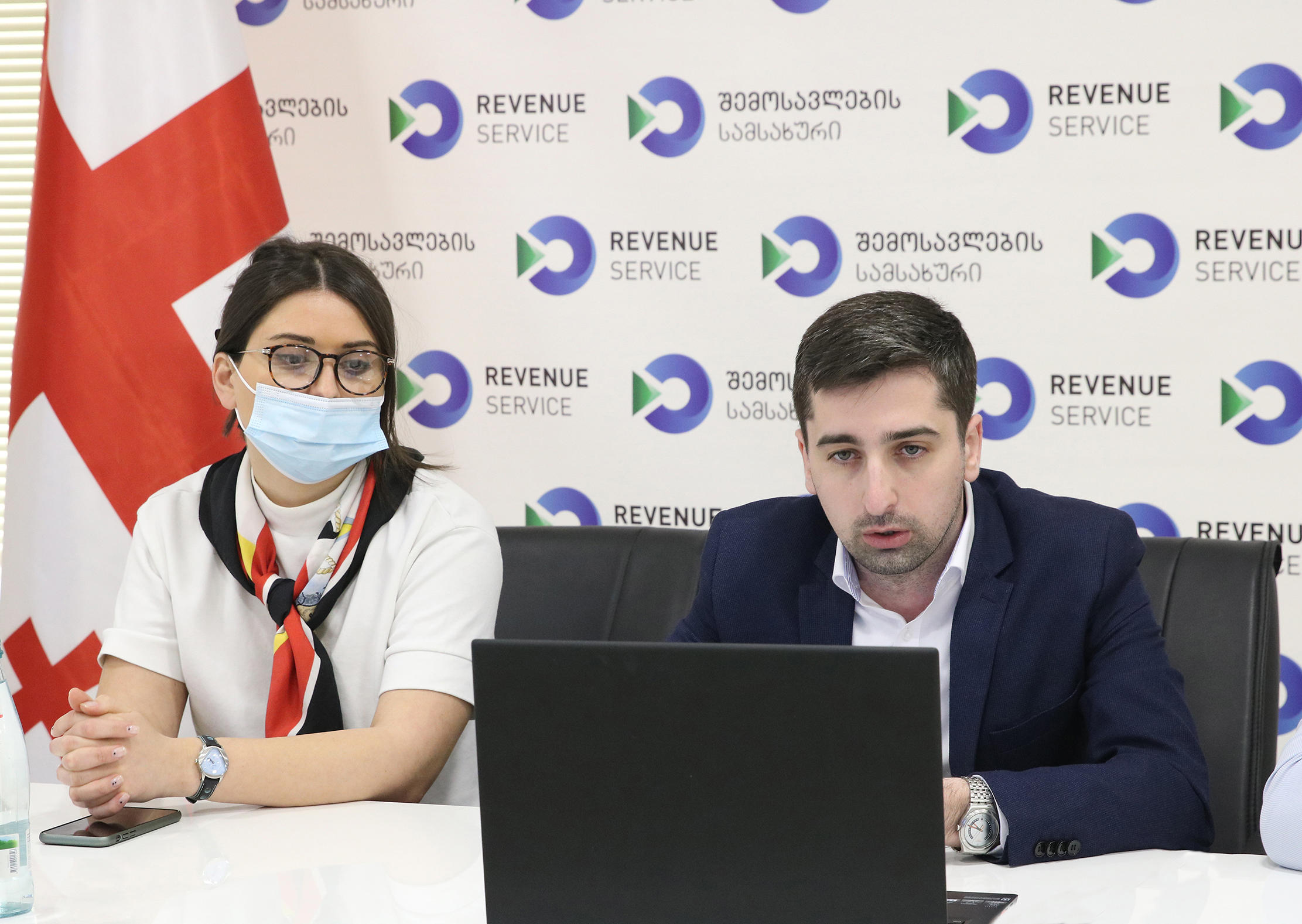შემოსავლების სამსახური გადამხდელებისთვის ონლაინ ფორმატში შეხვედრებს განაგრძობს
