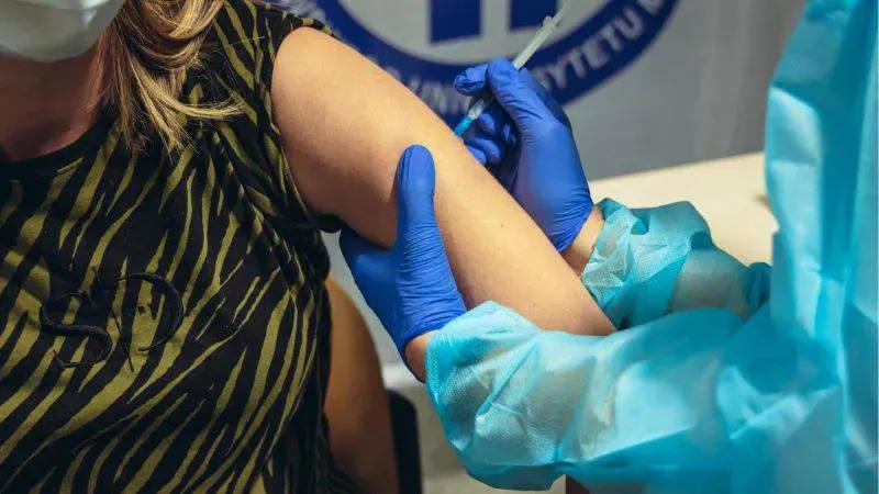საქართველოში კორონავირუსის საწინააღმდეგო ვაქცინით 19 694 პირია აცრილი