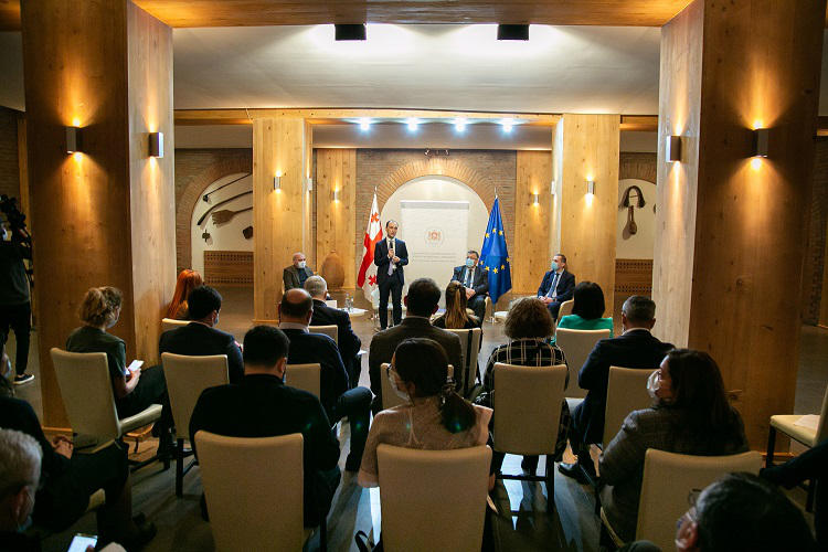 ლევან დავითაშვილი - აგროდაზღვევის განვითარების სტრატეგიას შეჯერებული პოზიციებით დავამტკიცებთ