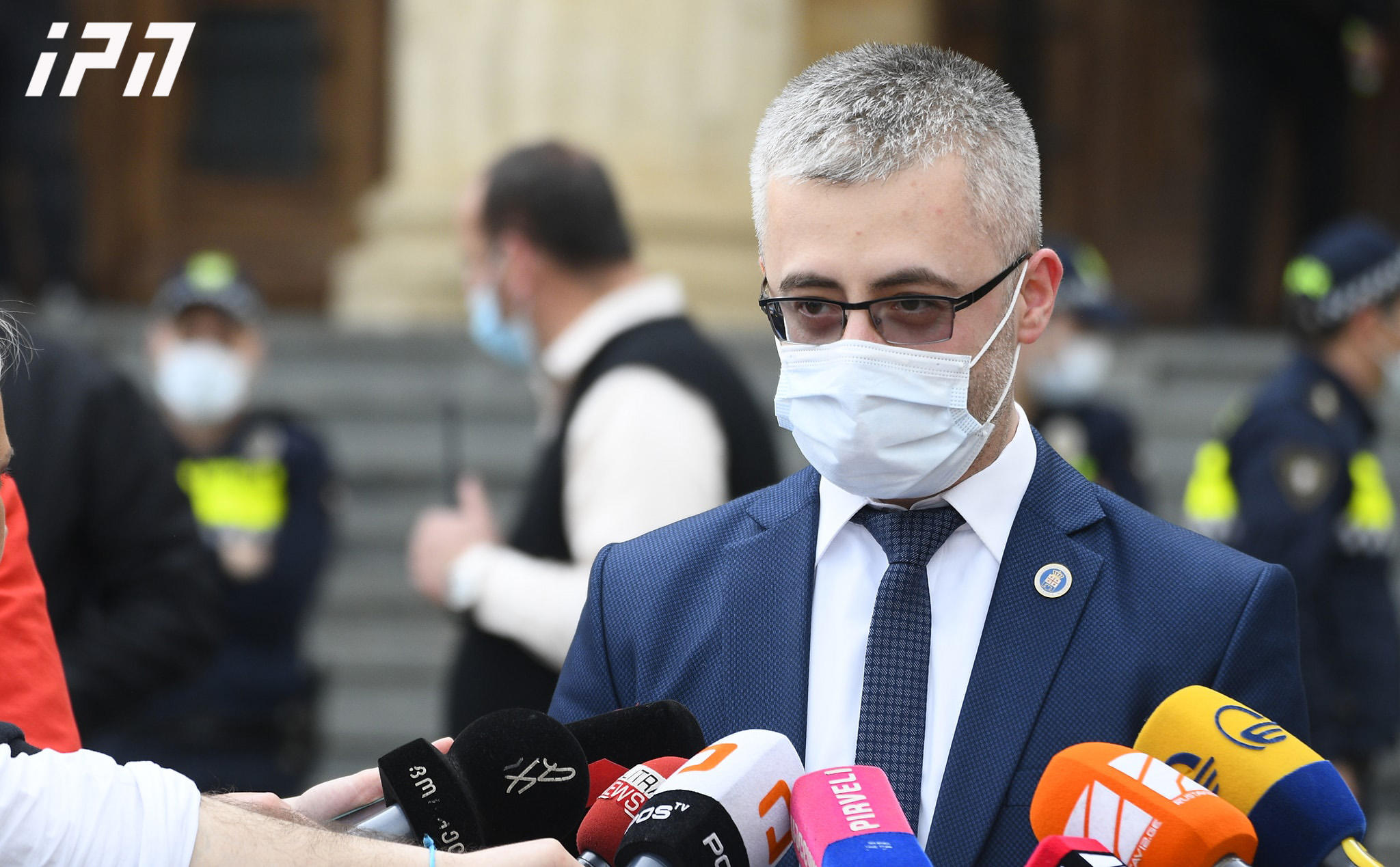 პროკურორის განცხადებით, გიორგი მენაბდის სასამართლო პროცესზე მნიშვნელოვანი მტკიცებულება იყო მსჯავრდებულ გუგა ბარბაქაძის ჩვენება, რითაც ახალი გარემოებები გამოიკვეთა